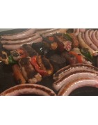 Parrillada de carne, chorizo ,longaniza, morcilla, salchicha, chuleticas.